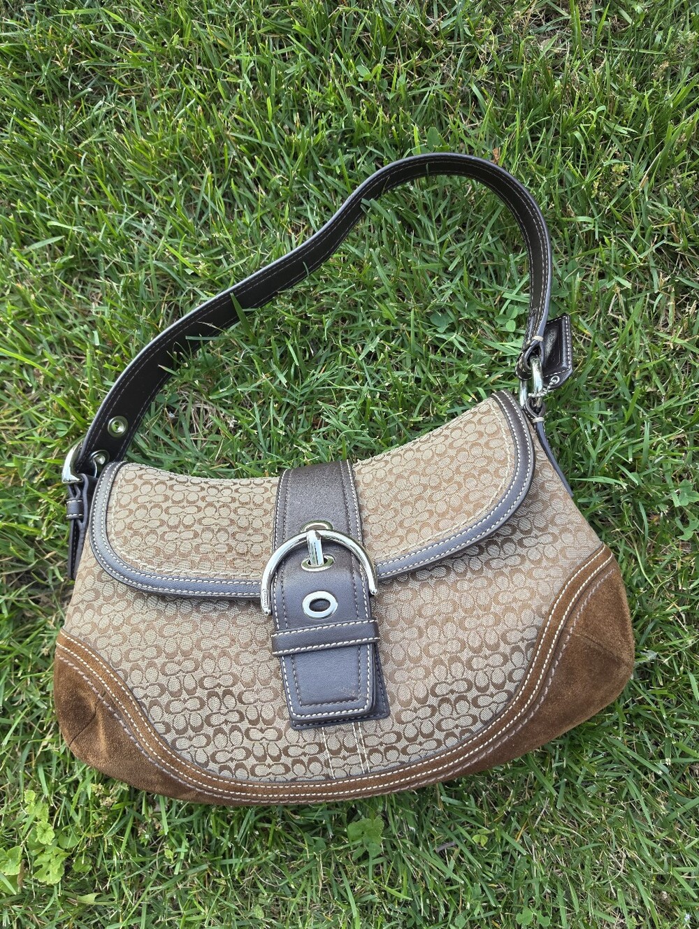 Vintage Coach Signature Soho Jaquard Buckle Flap Shoulder Bag.